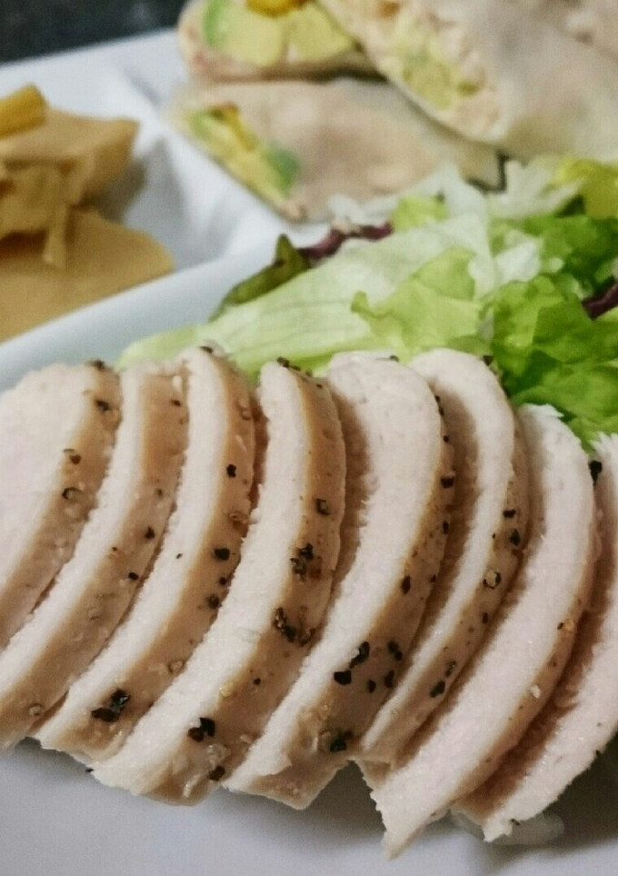 超簡単、しっとり柔らかな鶏ハム-レシピのメイン写真