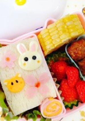 サンドイッチde春のさくら弁当…♩-レシピのメイン写真