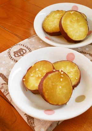 レンジで簡単☆お弁当にも・薩摩芋の甘煮。-レシピのメイン写真