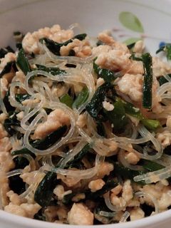 春雨の♪にら入り鶏そぼろ-レシピのメイン写真