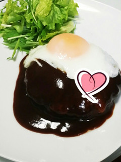 肉汁たっぷり♪ソースもキメテ★ハンバーグ-レシピのメイン写真