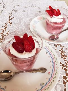 簡単!ひんやり!★イチゴミルクゼリー★-レシピのメイン写真