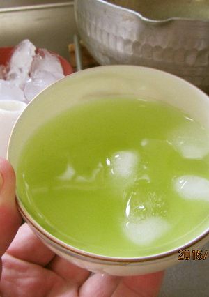 最速の氷入りの熱いお茶-レシピのメイン写真