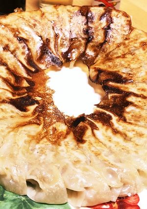 有名店より旨い肉汁溢れるカリカリ餃子！！-レシピのメイン写真