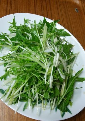 水菜と長ネギのウマウマぱぱっとサラダ-レシピのメイン写真