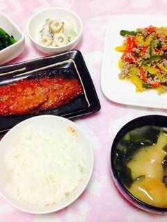 パプリカと合挽肉のマヨ炒め-レシピのメイン写真