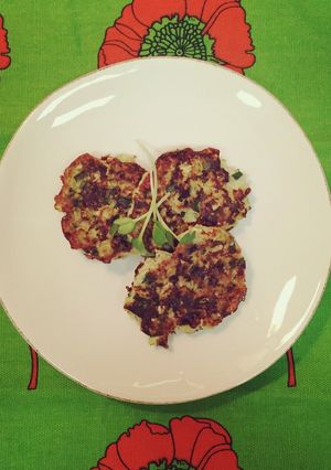 余った餃子の具だけで！焦がしハンバーグ-レシピのメイン写真
