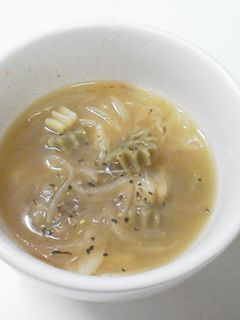 マカロニのオニオンコンソメスープ-レシピのメイン写真