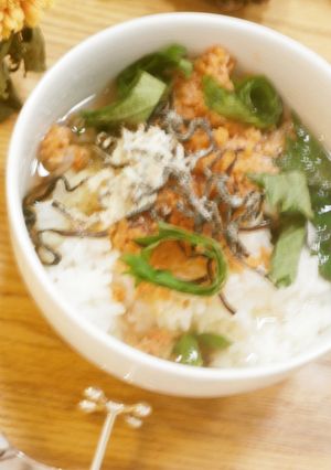 夜食グルメ★打倒永○園！超☆高級鮭茶漬け-レシピのメイン写真