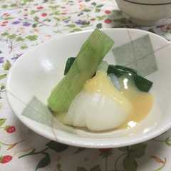 รูปของ 腎臓にやさしい：葉玉ねぎの酢味噌和え