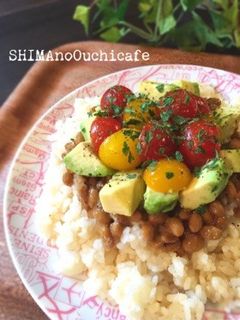 朝ごはんに♪アボトマイタリアン納豆丼-レシピのメイン写真