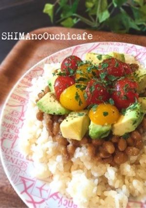 朝ごはんに♪アボトマイタリアン納豆丼-レシピのメイン写真