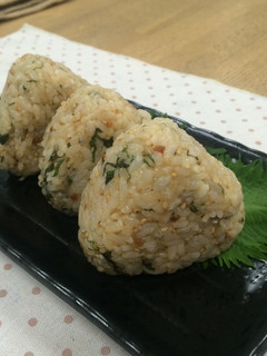 ちりめんじゃこのさっぱり肉みそおにぎり-レシピのメイン写真