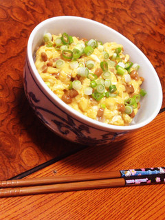 ズボラな納豆卵丼-レシピのメイン写真