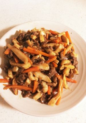 万能ソースでたけのこと牛肉の炒めもの★-レシピのメイン写真