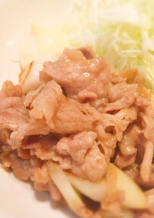 夕飯の定番♡豚こまと長ネギのしょうが焼き-レシピのメイン写真