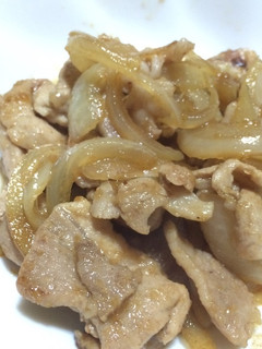 豚肉と玉ねぎの炒め(焼肉のたれ)-レシピのメイン写真