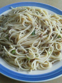 一人暮らし男子大学生の納豆ツナ缶パスタ-レシピのメイン写真