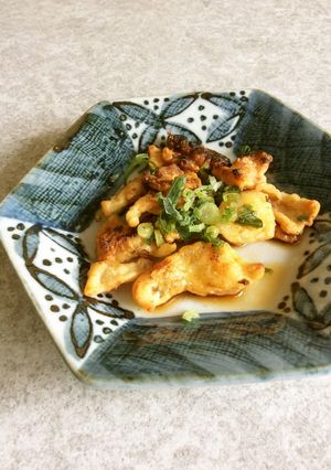 おつまみ鉄板☆鳥皮のパリパリ焼き-レシピのメイン写真