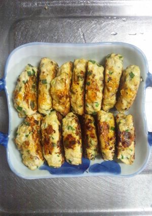 １０月１５日晩飯【小判鶏ひきハンバーグ】-レシピのメイン写真