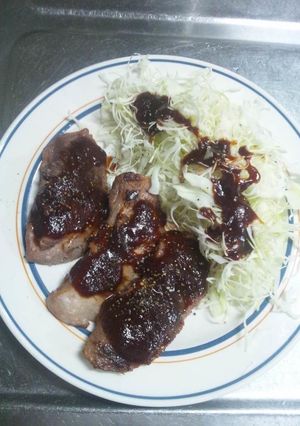 １１月１日晩飯【マグロのほほ肉ステーキ】-レシピのメイン写真