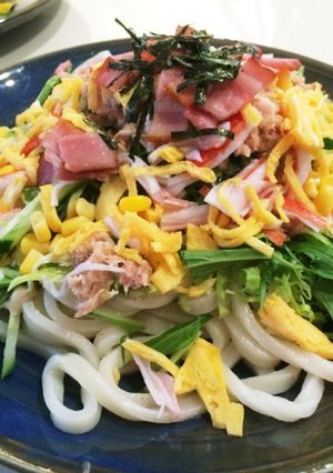 暑い日に 冷凍うどんで具沢山サラダうどん-レシピのメイン写真