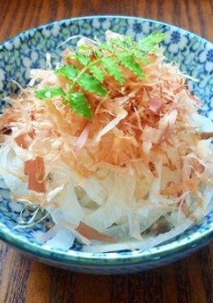 簡単！さらし玉ねぎのおかかあえ-レシピのメイン写真