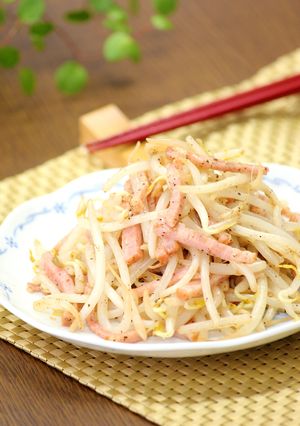 もやしとベーコンのバター炒め-レシピのメイン写真