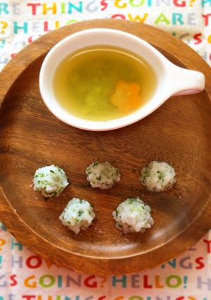 離乳食 中期【野菜スープとおにぎり】-レシピのメイン写真