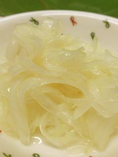 新玉ねぎの甘酢漬け♪(甘さ控え目)-レシピのメイン写真