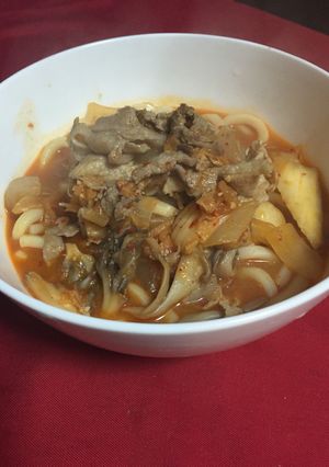 簡単でうまい！豚キムうどん-レシピのメイン写真
