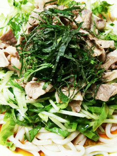 麺つゆで簡単☆豚肉と野菜の冷やしうどん-レシピのメイン写真