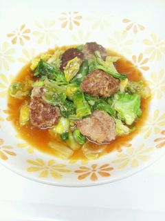 肉団子と新キャベツの甘辛煮-レシピのメイン写真