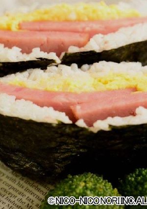 スクランブルエッグとハムのおにぎらず-レシピのメイン写真