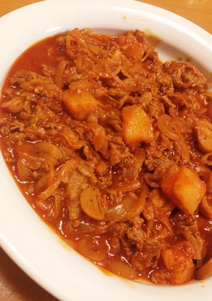 牛バラ肉とパインのトマト煮込み-レシピのメイン写真