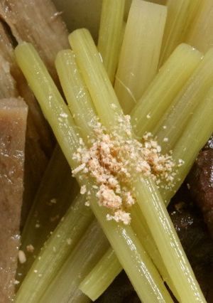 春は美味しい『蕗の煮物～下処理』-レシピのメイン写真