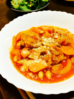 唐揚げとビーンズのトマト煮込み-レシピのメイン写真