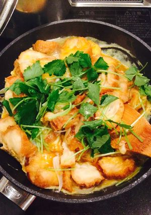 まるでカツ丼⁈仙台麩の卵とじ丼☆-レシピのメイン写真