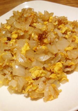 新玉ねぎ丸ごと！うま甘炒飯！-レシピのメイン写真