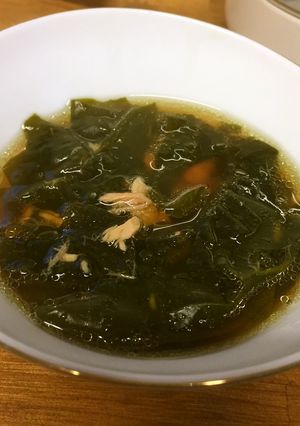 ワカメとツナの簡単スープ-レシピのメイン写真