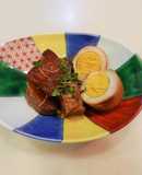 三枚肉のブロックと大根の煮物