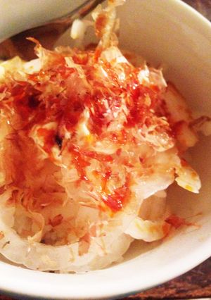 【ズボラ飯】新玉ねぎの簡単シャキシャキ丼-レシピのメイン写真