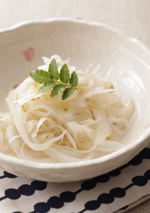 新ごぼうと新玉ねぎのべんりで酢漬-レシピのメイン写真