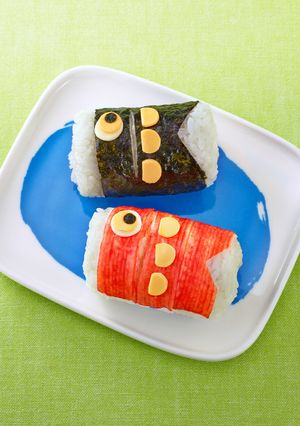 こどもの日♪泳げ！こいのぼりおにぎり-レシピのメイン写真