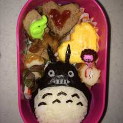 รูปของ となりのトトロ キャラ弁 簡単