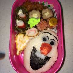 รูปของ オラフ キャラ弁 超〜簡単！アナ雪