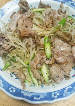 豚もやし♪アスパラも♪-レシピのメイン写真