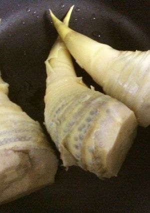 たけのこの水煮 小麦粉で-レシピのメイン写真