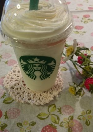 スタバ風☆ヨーグルトフラペチーノ-レシピのメイン写真