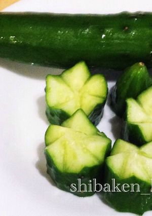 人気☆簡単花きゅうり飾り切りカットお弁当-レシピのメイン写真